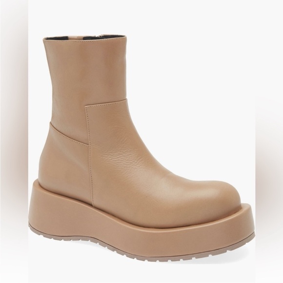 Paloma BarceloNWT  Platform Camel Tan Zip up Boots. Great Style🌈❤️🙏 - Picture 1 of 11